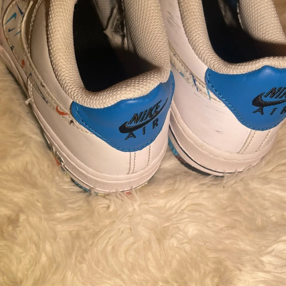Nike worn but